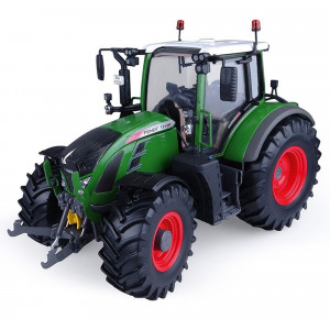 Модель колісного трактора Fendt 724 Vario 